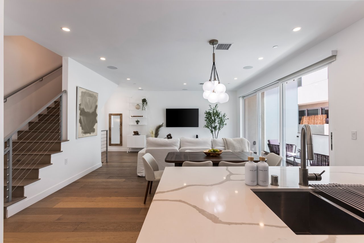 3B/3.5B Designer Home located in Prime Location