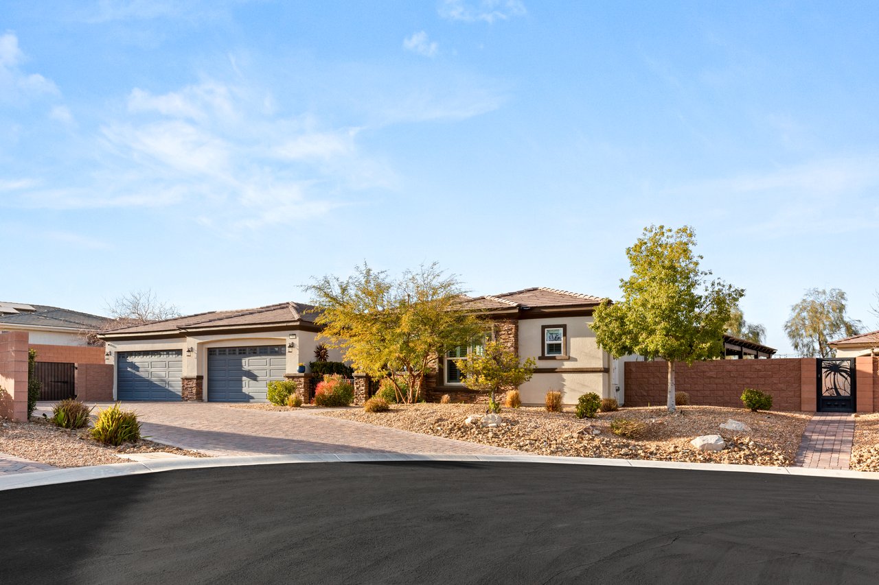 7165 North Grand Canyon Drive