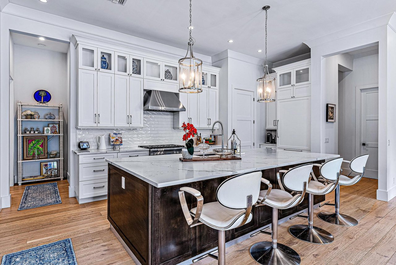 Luxury Modern Single Family Home For Rent North Palm Beach - Lynn Dachisen