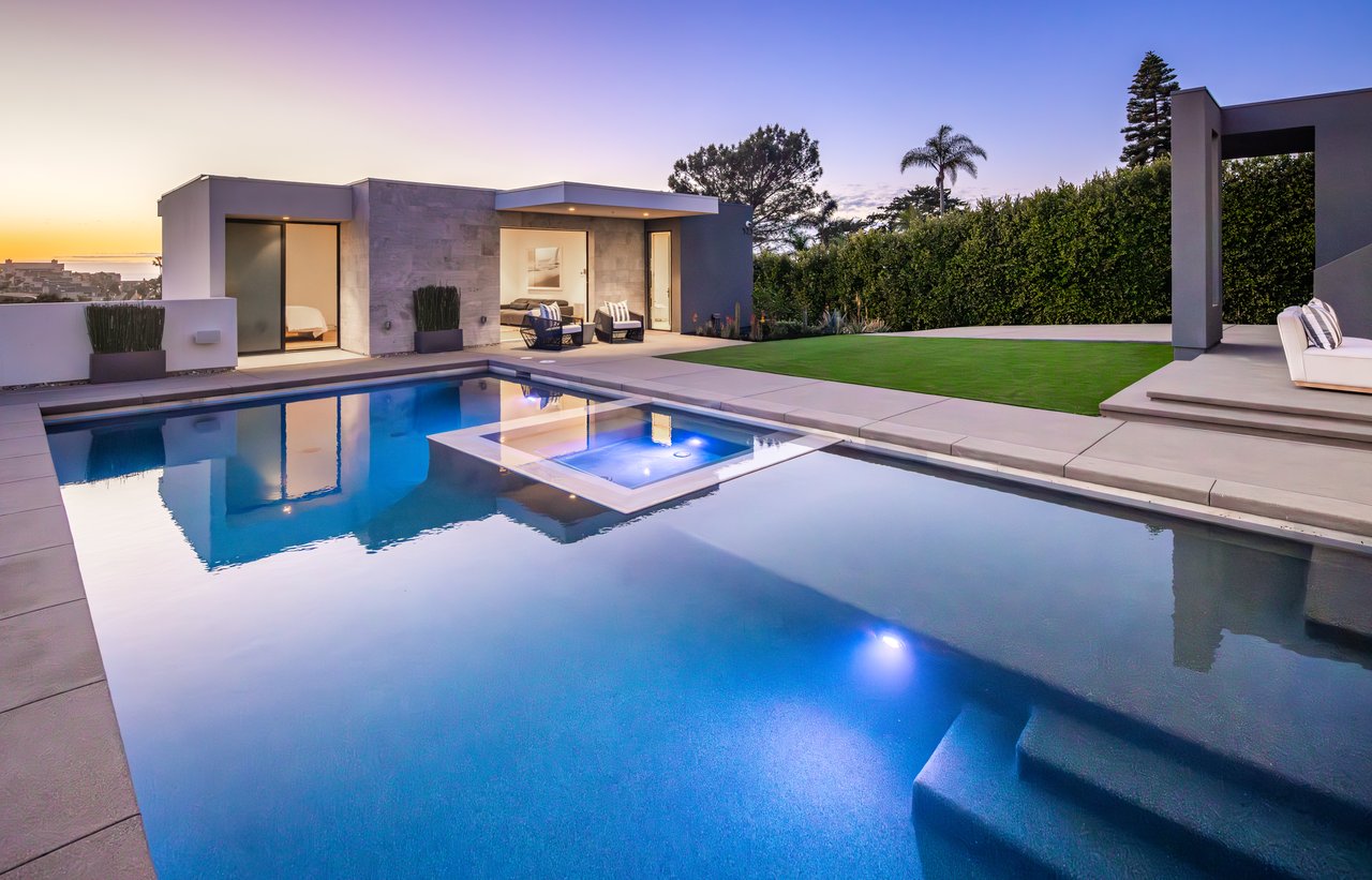 South Rios Avenue, Solana Beach