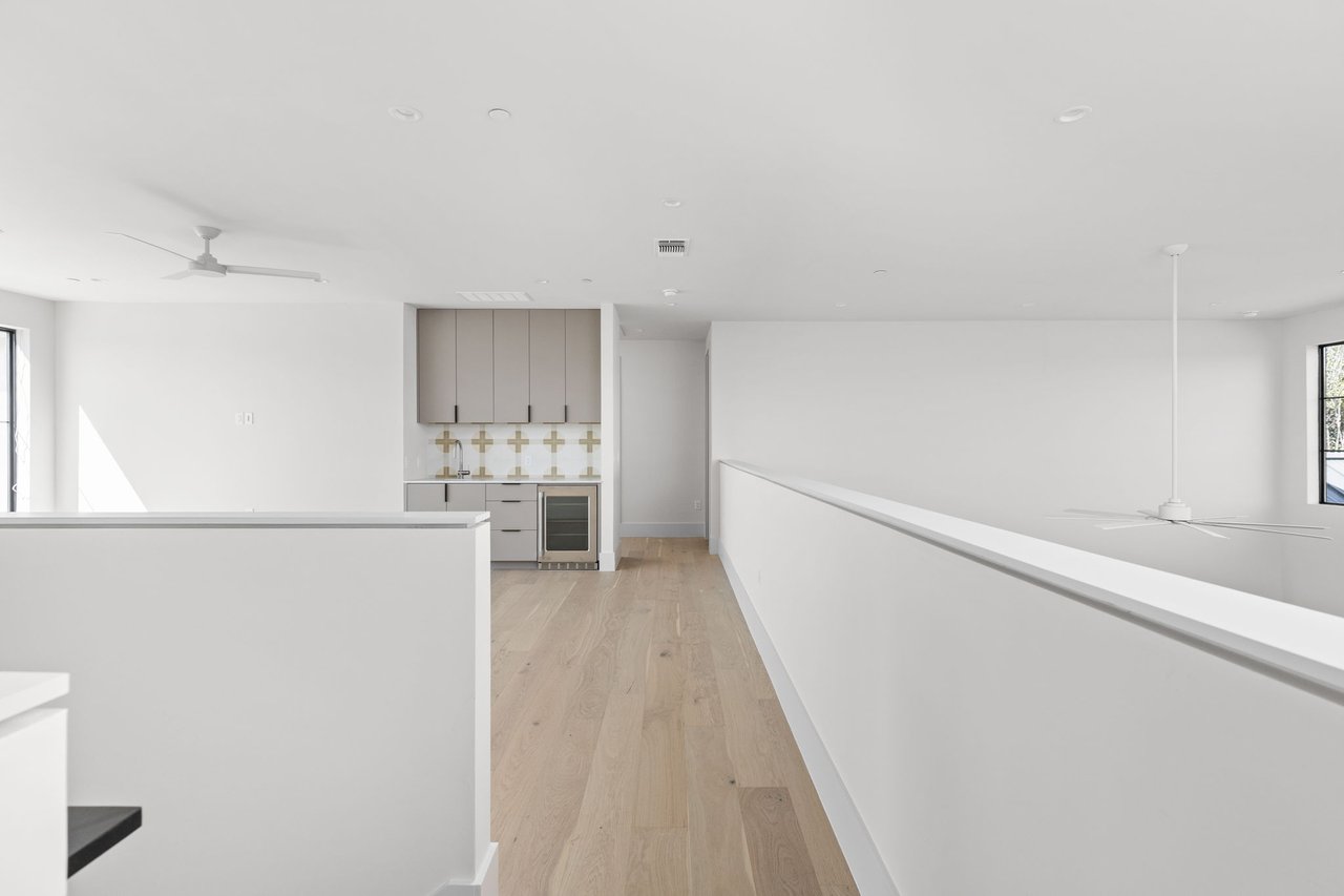 Forest Hills Residence