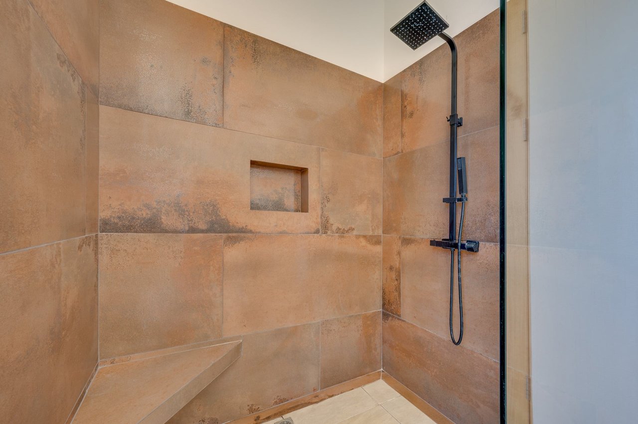 Finca Hermosa | Modern 3BR Luxury Villa with Infinity Pool in Exclusive Finca Panama Community