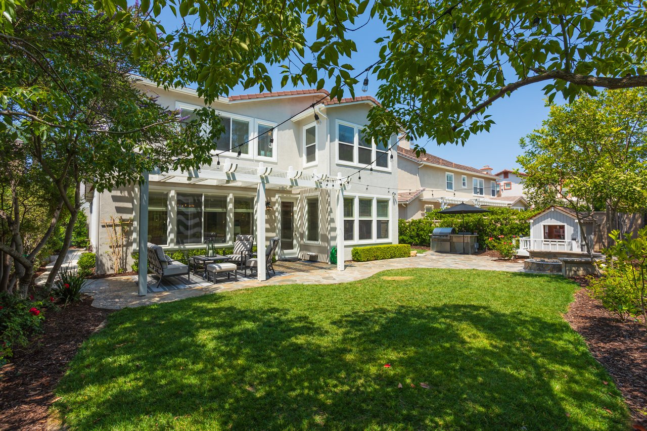 6 Victoria Lane