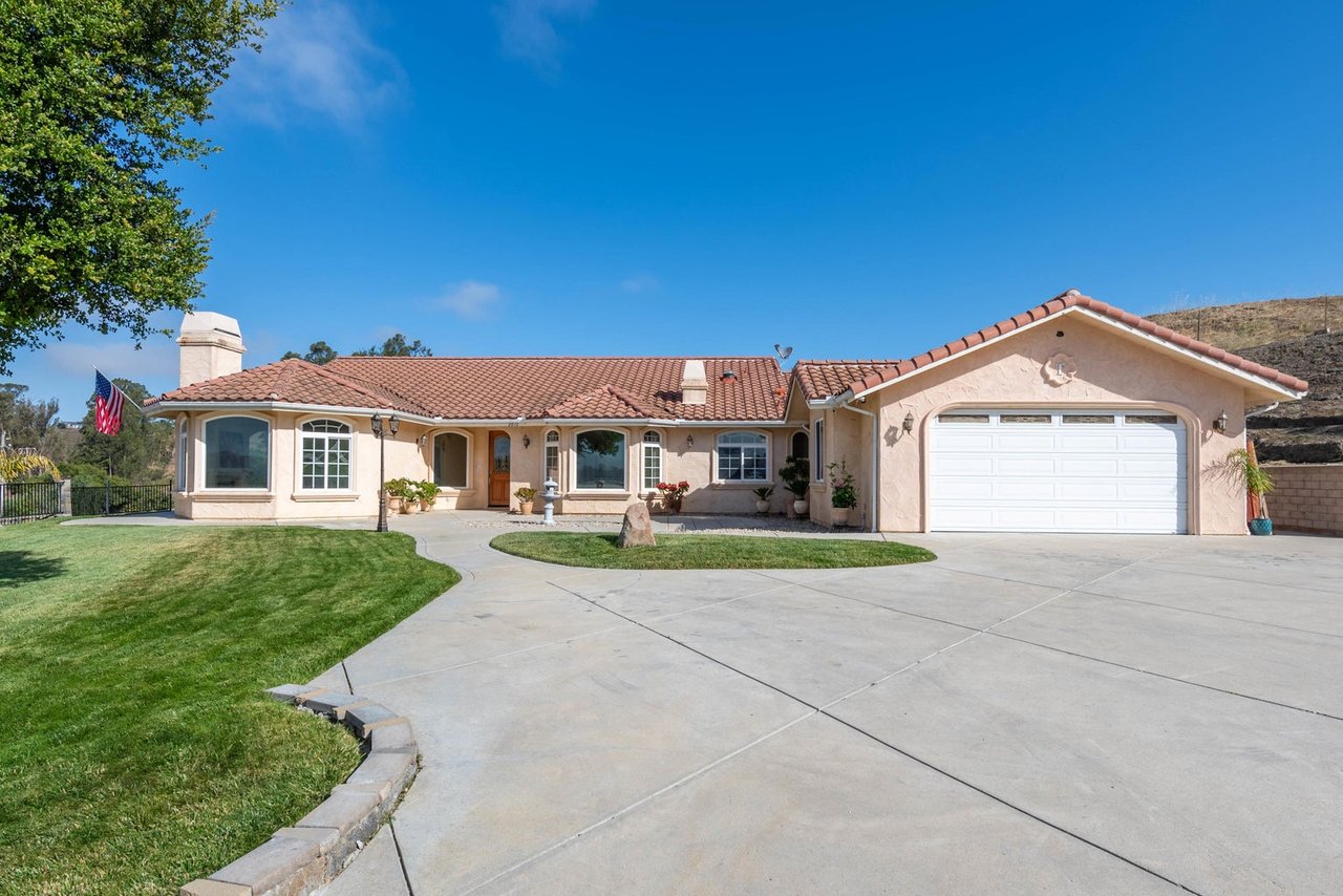 2610 Le Valley Rd