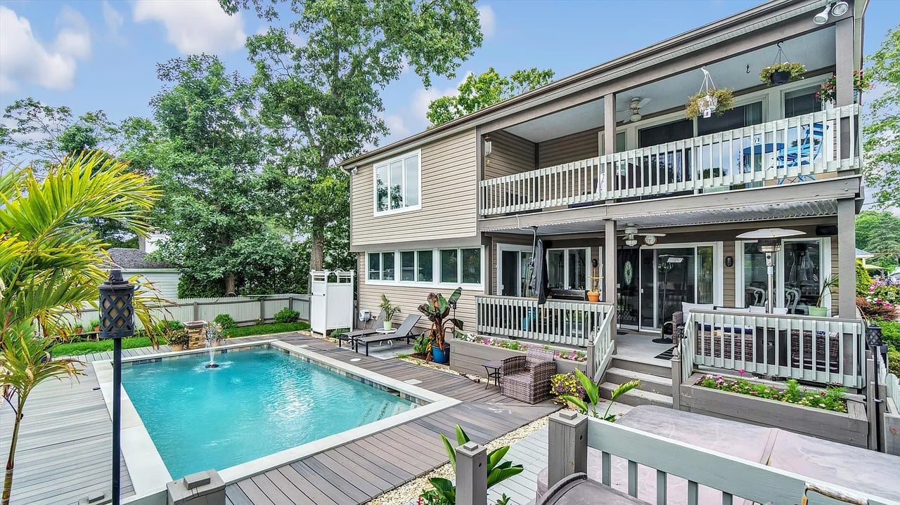 7 Tarpon Rd