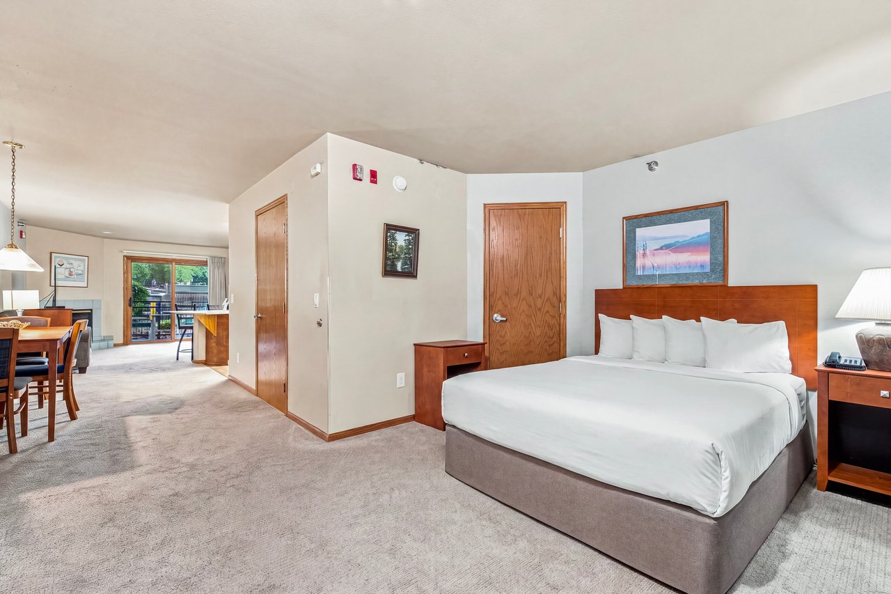 111 Center St. Unit 235 