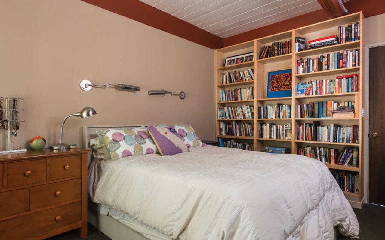 5000 Alpine Road / 5000AlpineRoad.com