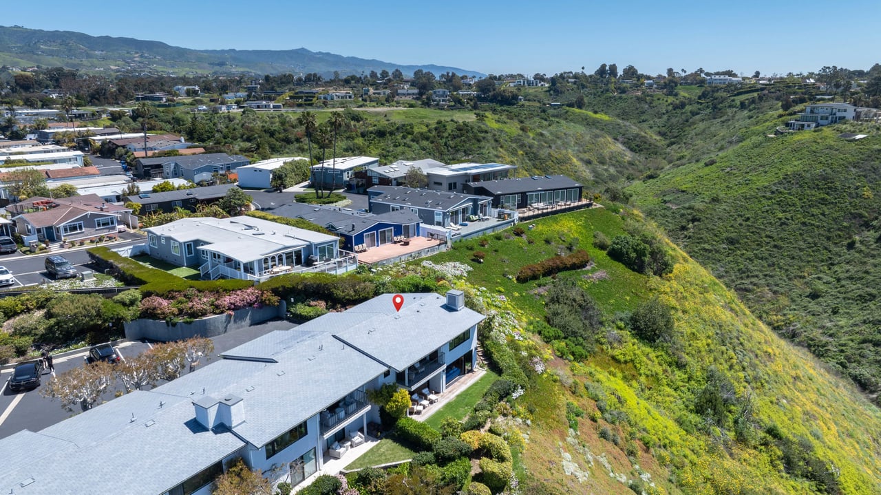 Sensational Bluff Top Malibu Townhome