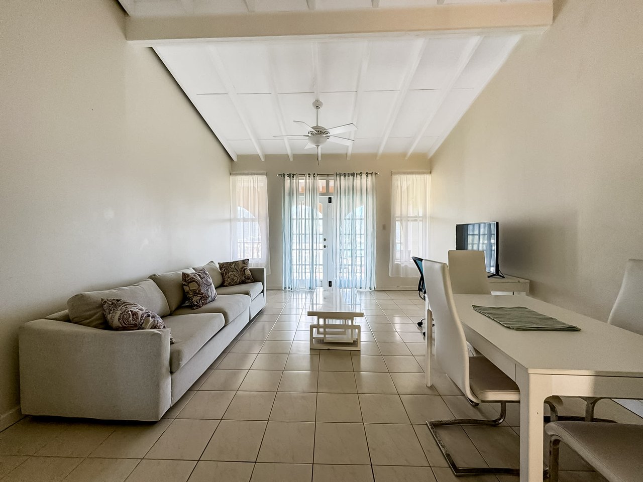 876 1 Bedroom Apartment near Road Town