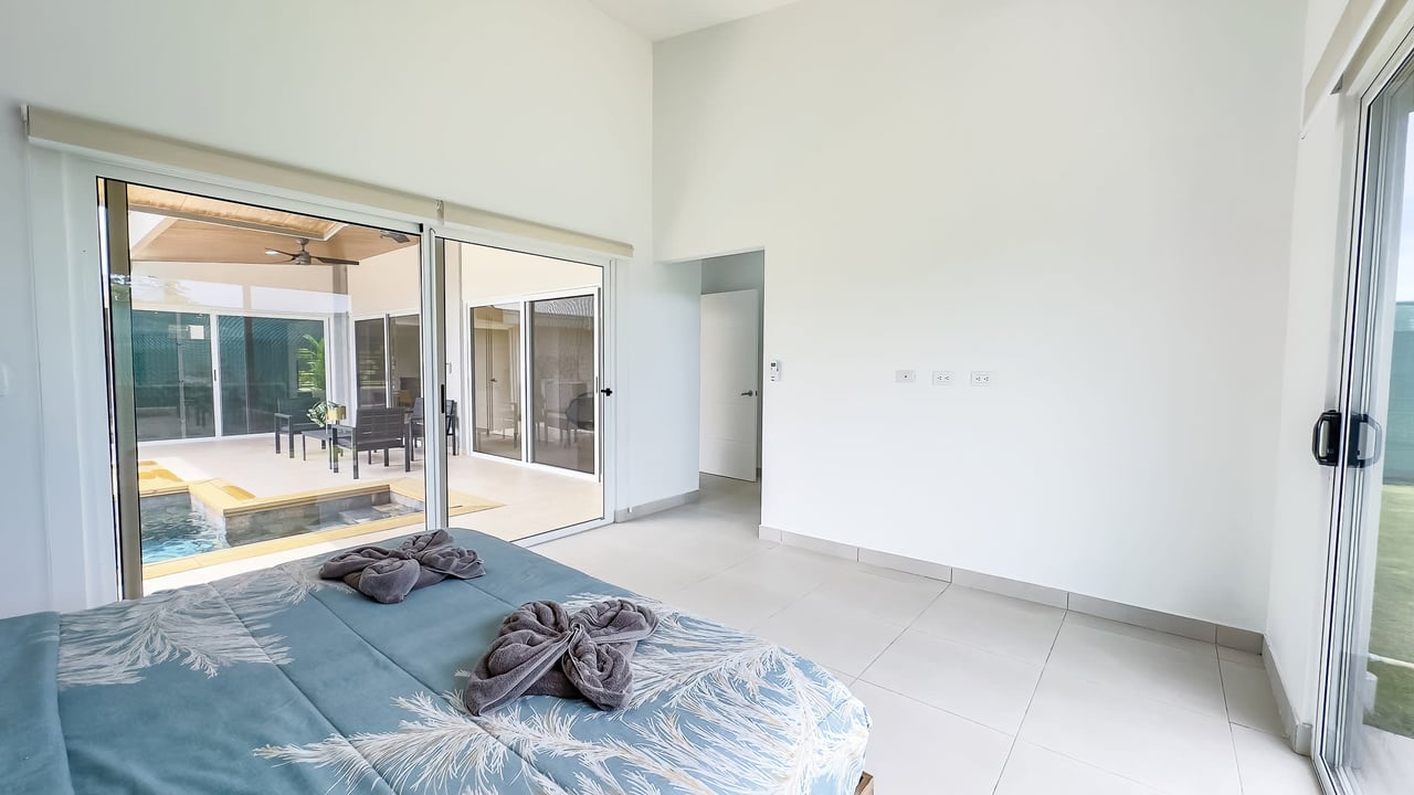 Uvita Paradise Brand New 3 Bedroom, 2.5 Bathroom Modern Home