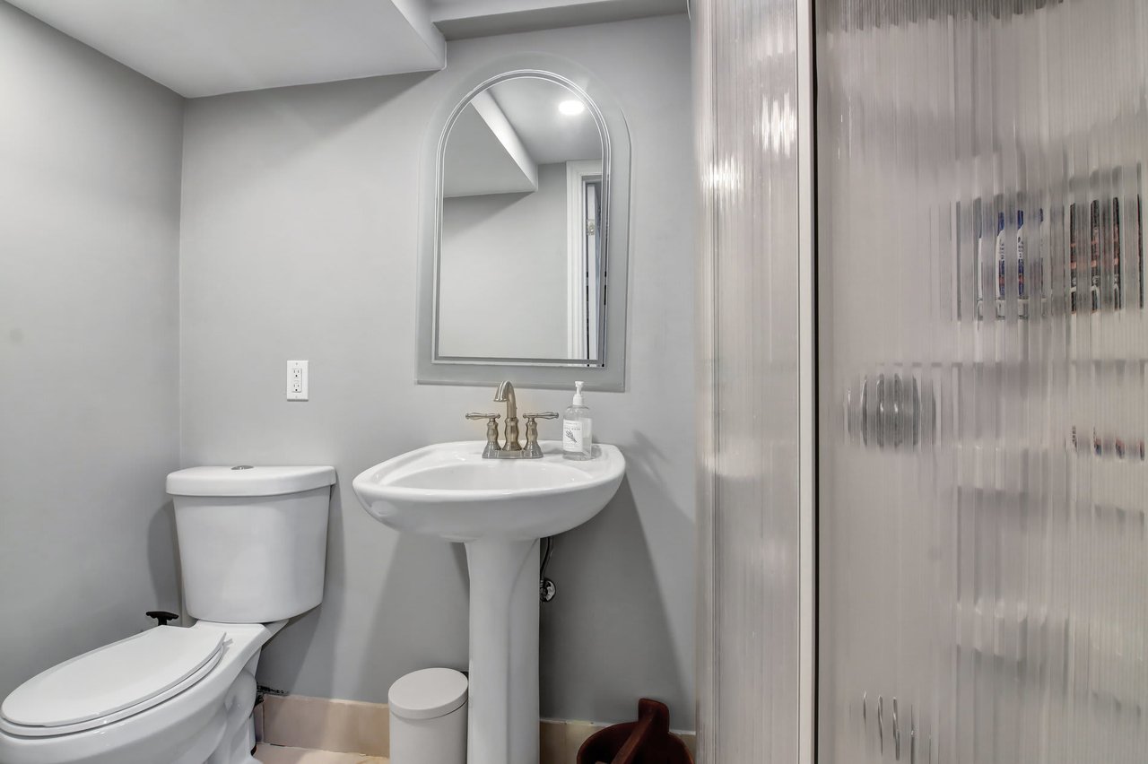 263 Westdale Rd