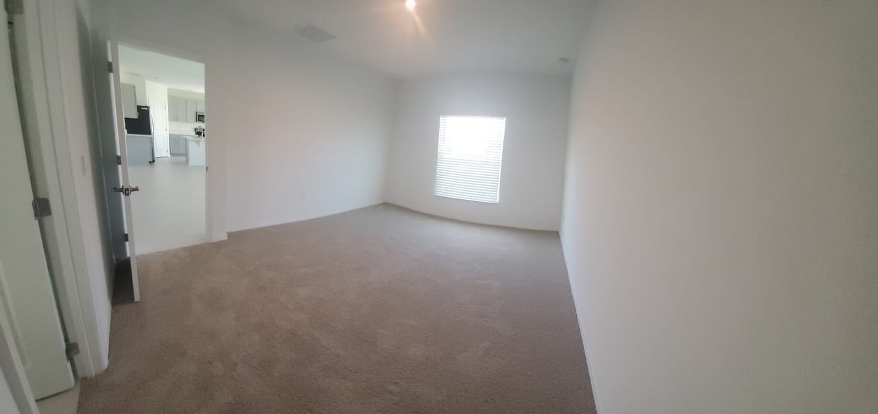 305 Pine Tree Bridge Trl