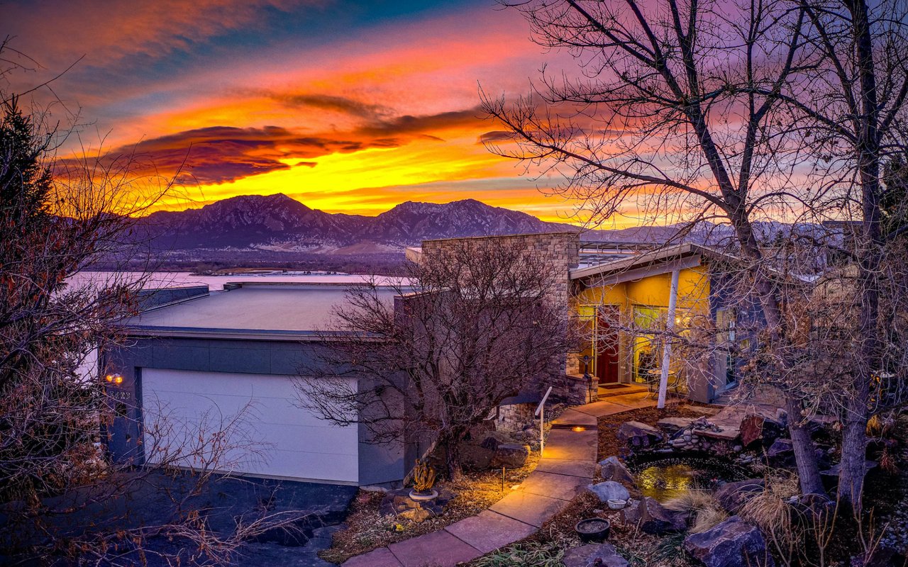 Beautiful Boulder Home With Breathtaking Panoramic Views for Sale