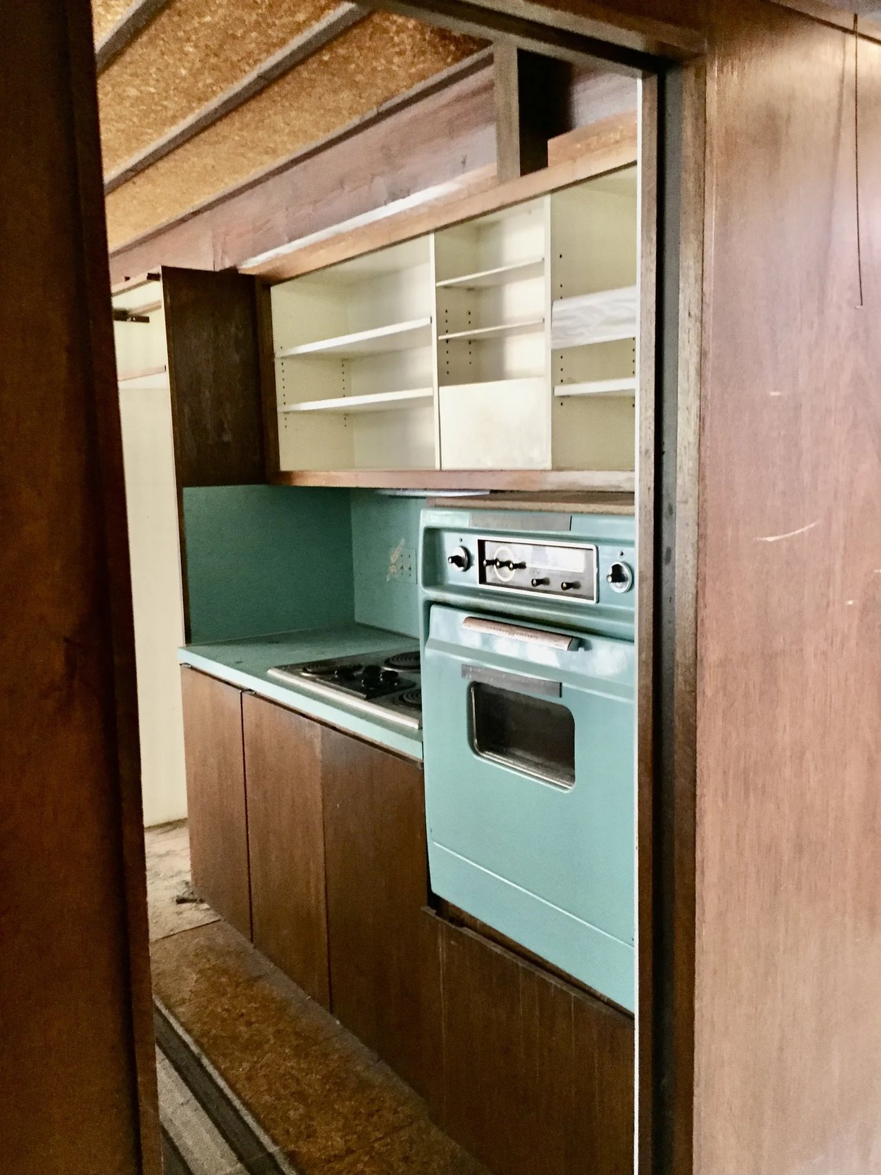 Mid-Century Design, Modern Amenities