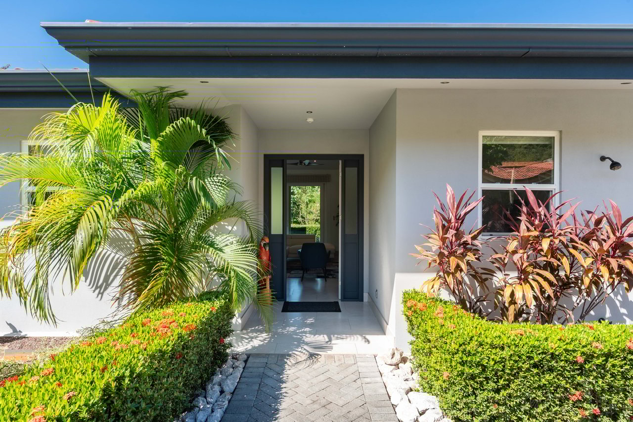 The Haven | Spacious Home + Private Casita in Gated Mar Vista Community