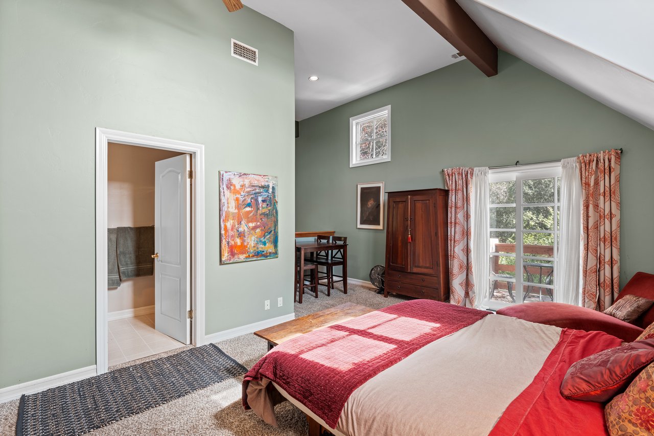 39455 Avenida La Cresta