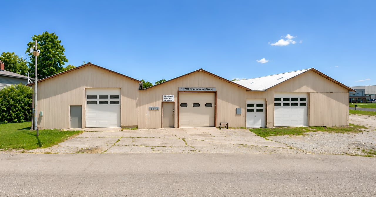 10719 Commercial Street