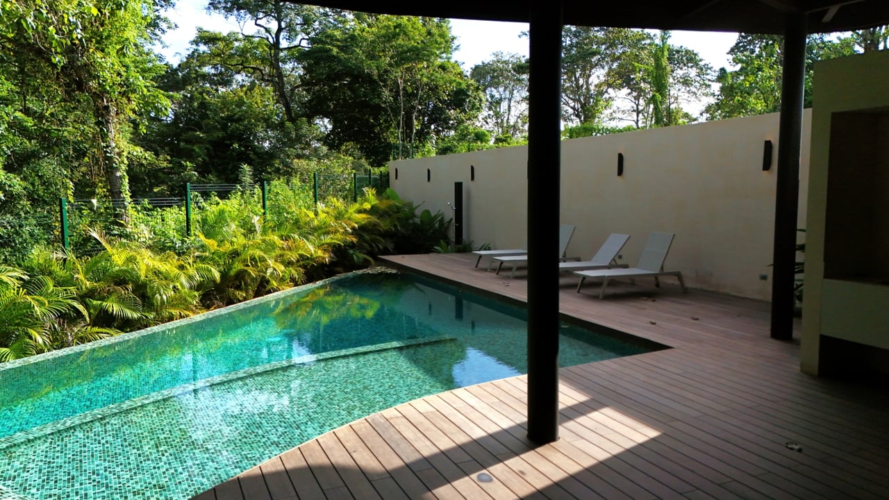 Gated Community Lots Walking Distance to Avellanas