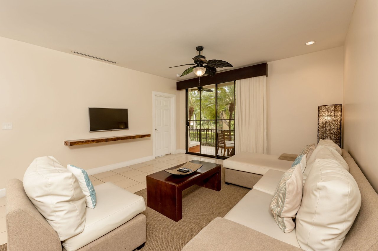 Pacifico L914, 2-Bed Condo, Playas del Coco