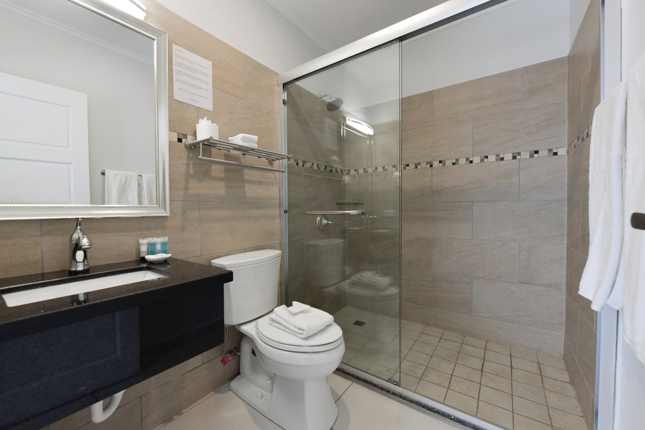 Arena Condominiums Units 4 & 4A