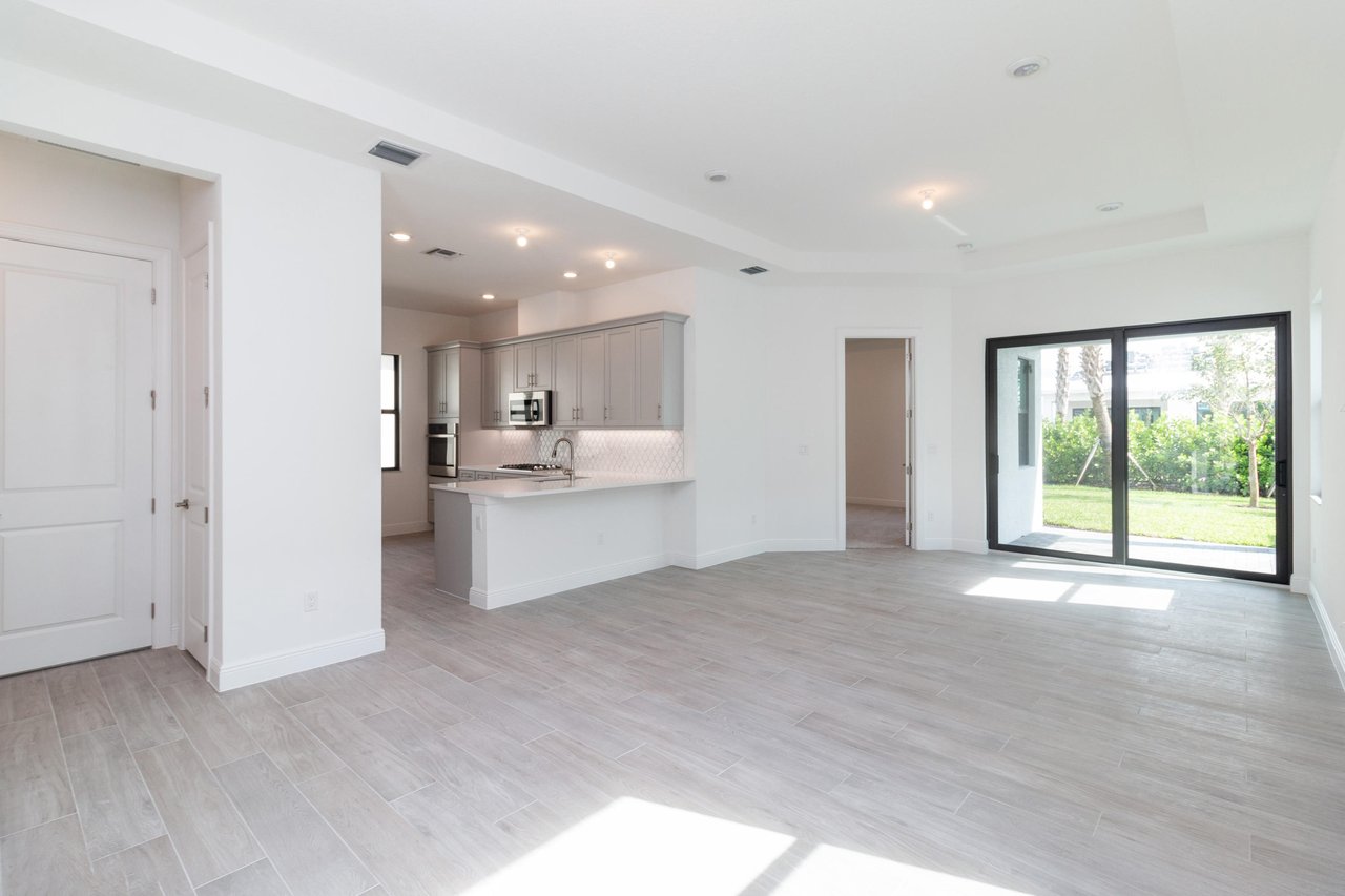 5447 Santa Rosa Ln