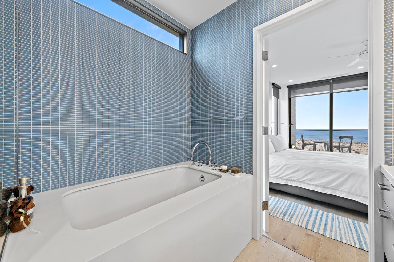 205 Stratford Avenue 