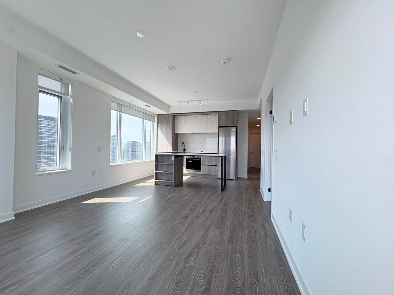 2495 Eglinton Avenue W Unit: 1703