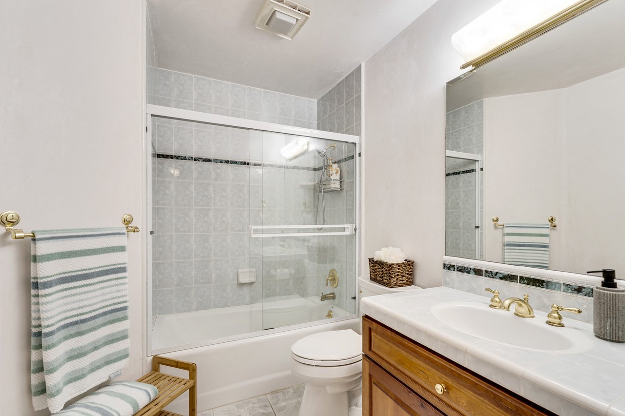 1 Overlook Pl, Monterey