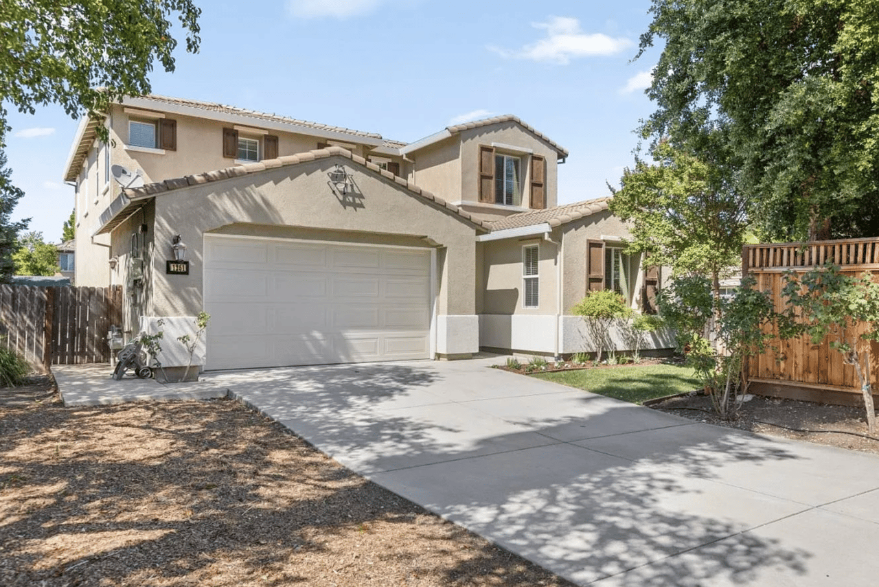 1251 Jicarilla Pl