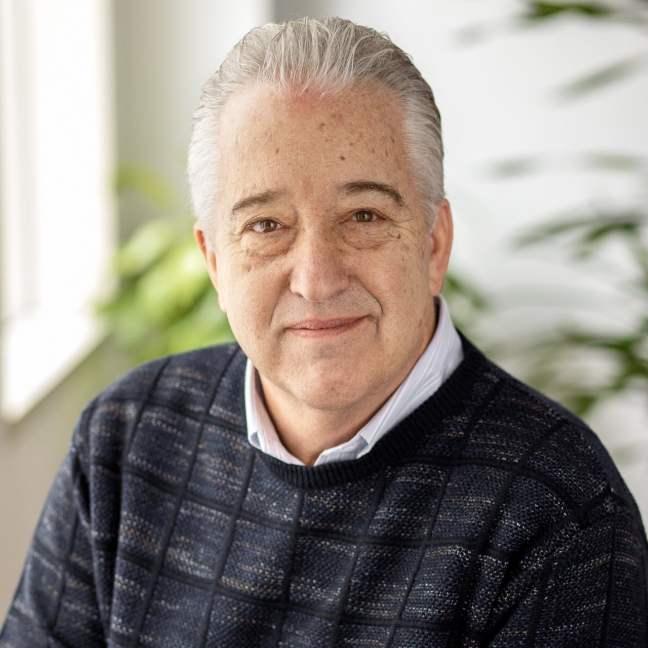 Rocky Wollenhaupt Kirkland, WA Real Estate Agent Headshot