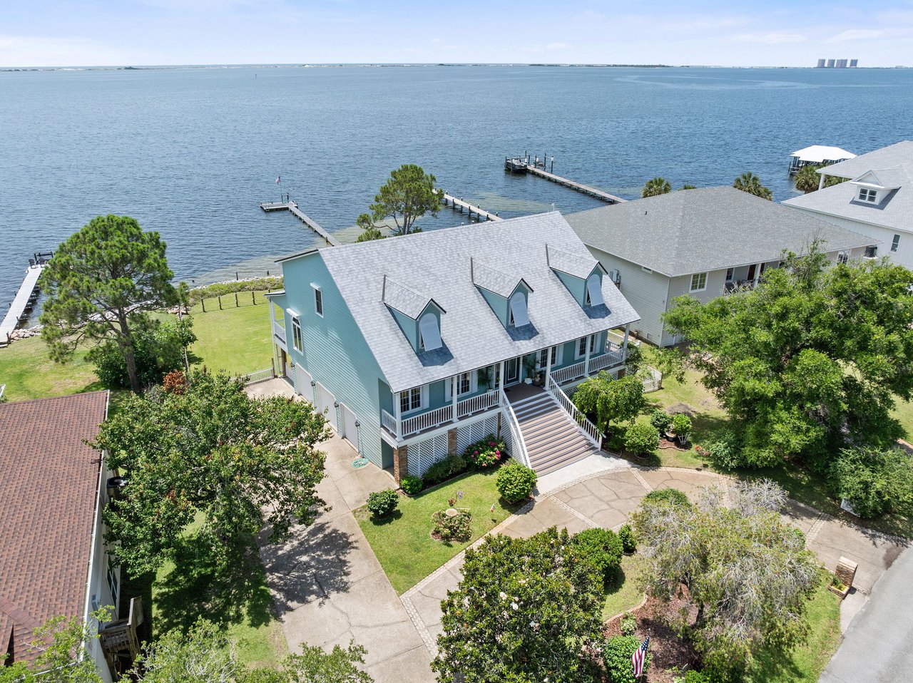 4757 Chinquapin Dr