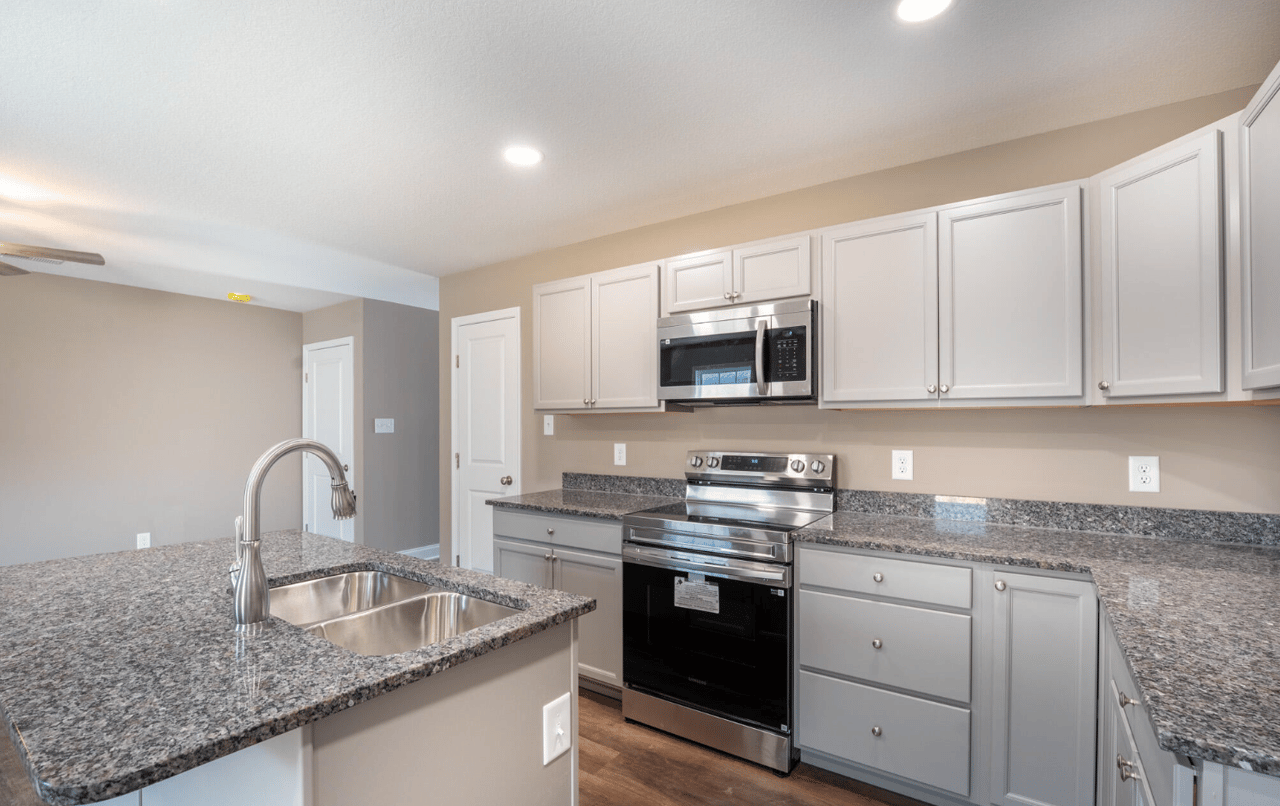 3523 Maggie Lynn Way 7