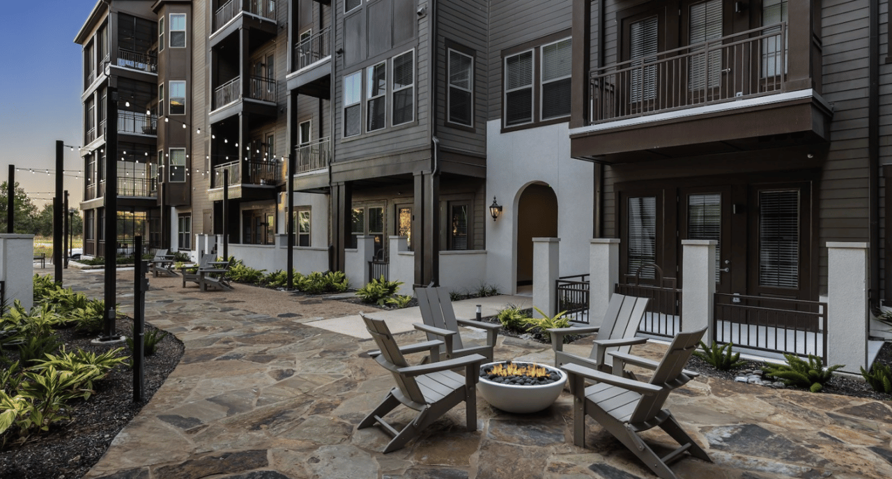 Up to 10 Weeks Free, $1,000 Gift Card and More!