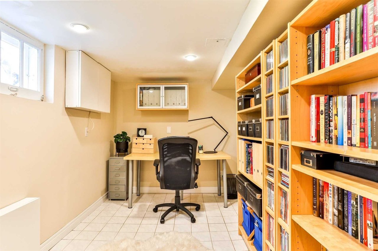 78 Southvale Dr