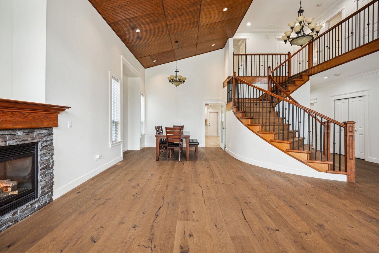20307 98a Ave