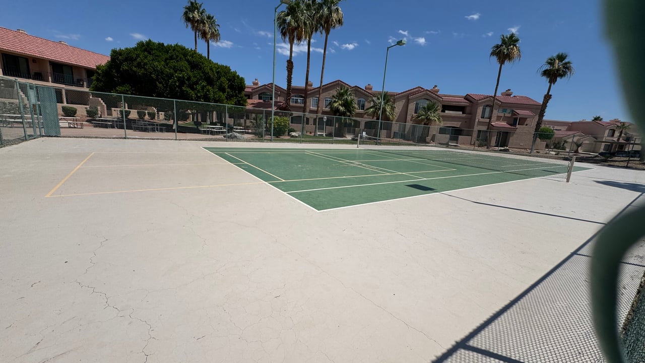 1650 Smoketree Ave S 121 (Rotary Beach/Park)