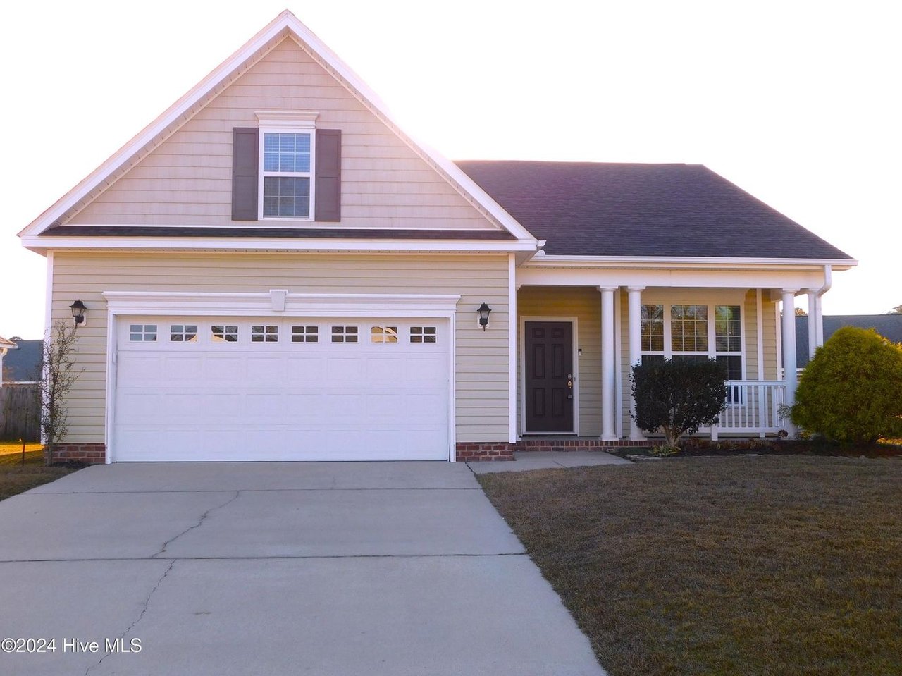 106 Palisades Way