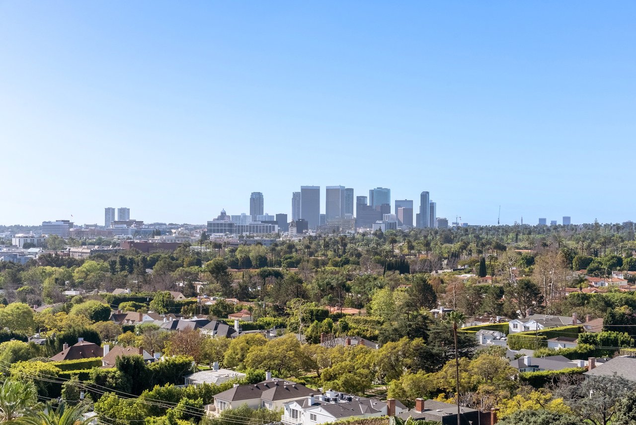 838 N Doheny Dr Unit: 1202, West Hollywood