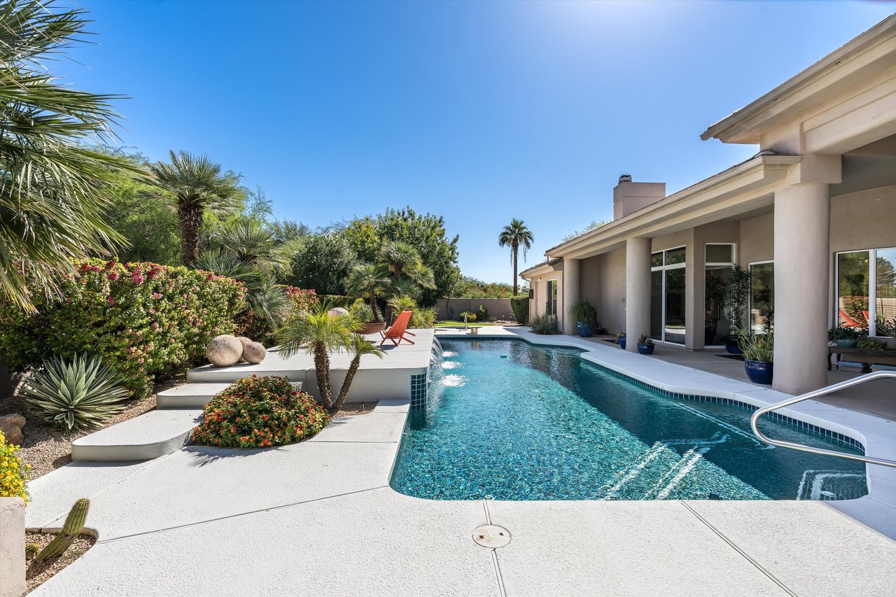 7124 E FOOTHILL Drive