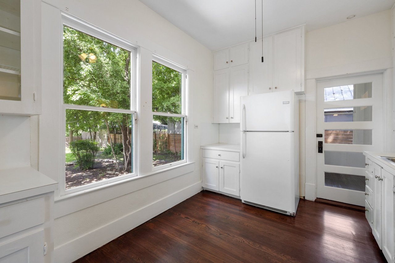 SOLD by Keenan Group: 706 E Monroe Street - Travis Heights Historic Charmer