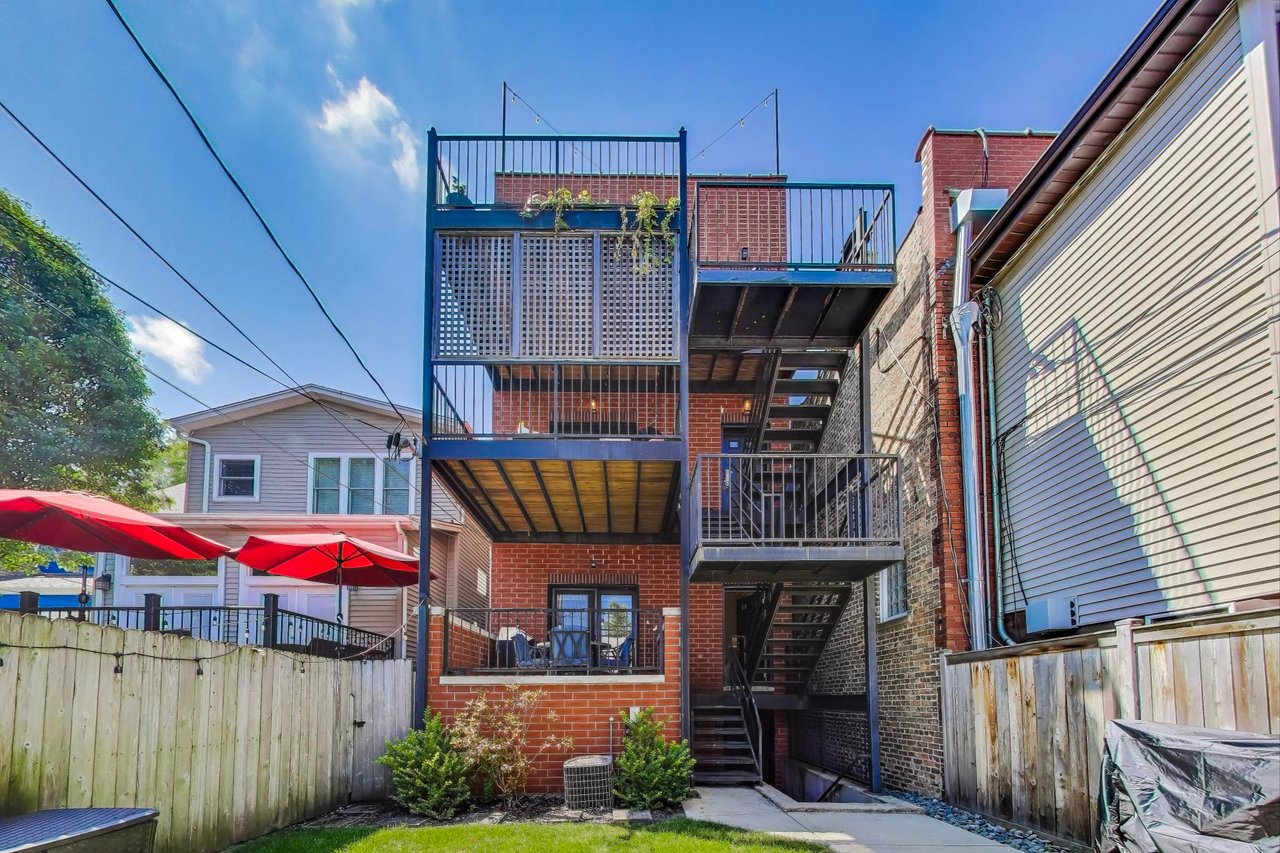 3555 N Marshfield Ave. Unit 1