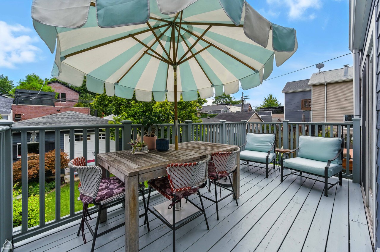 3539 N Hoyne Ave , Chicago, IL 60618