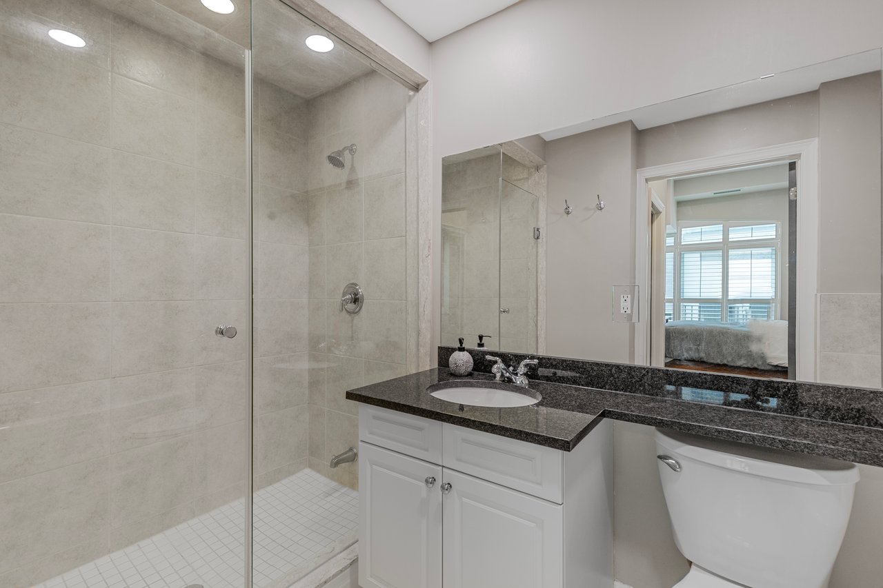 360 Pearl Street #201