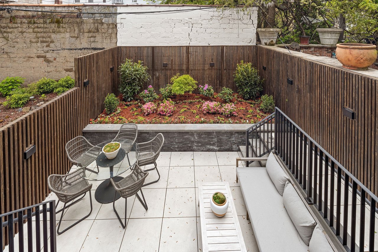 124 Wyckoff Street 1