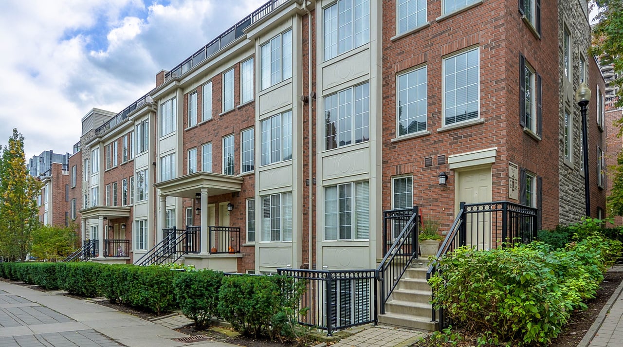 Forester Square at Auburn Village Condo
