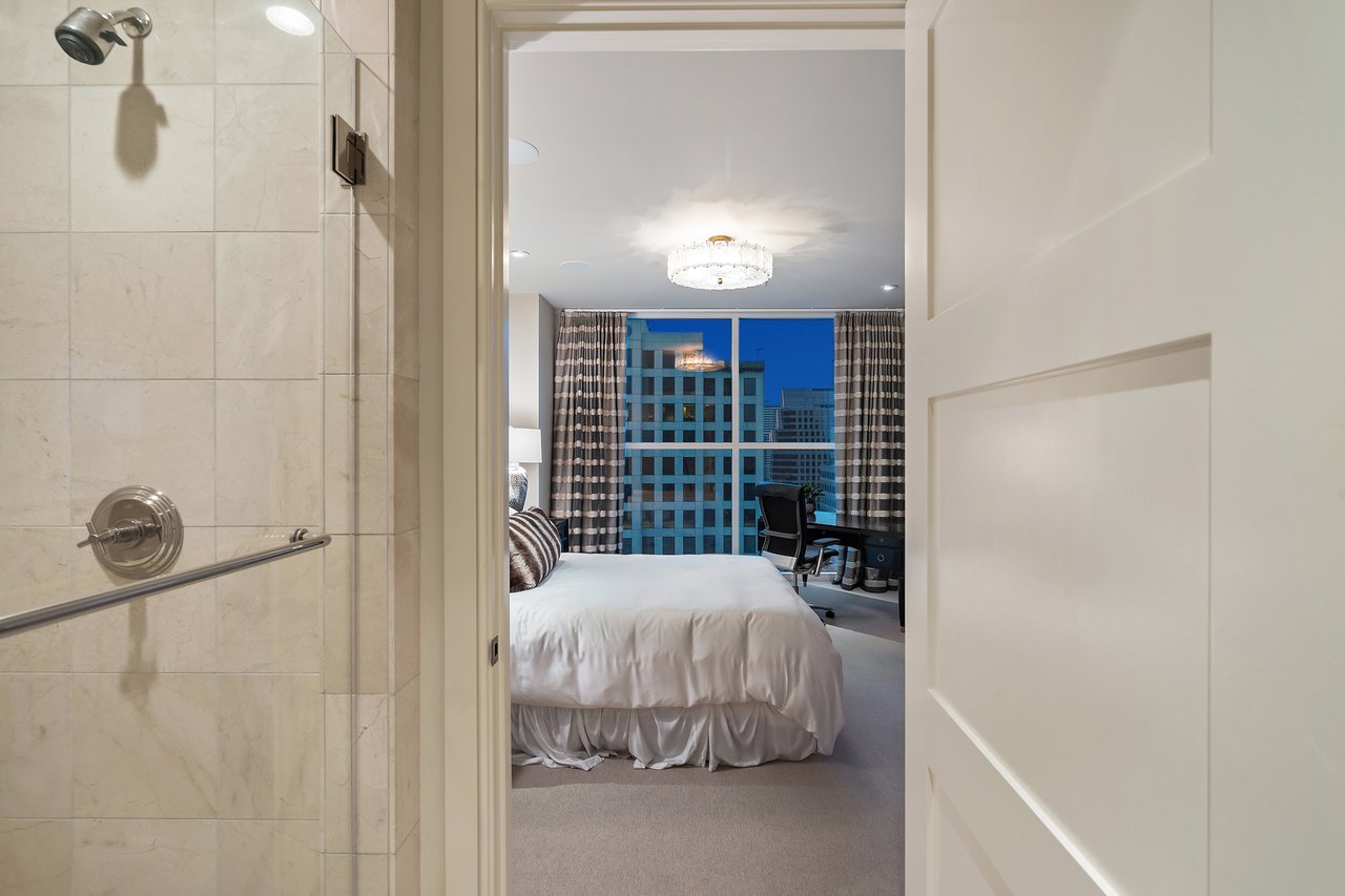 98 San Jacinto, #2002