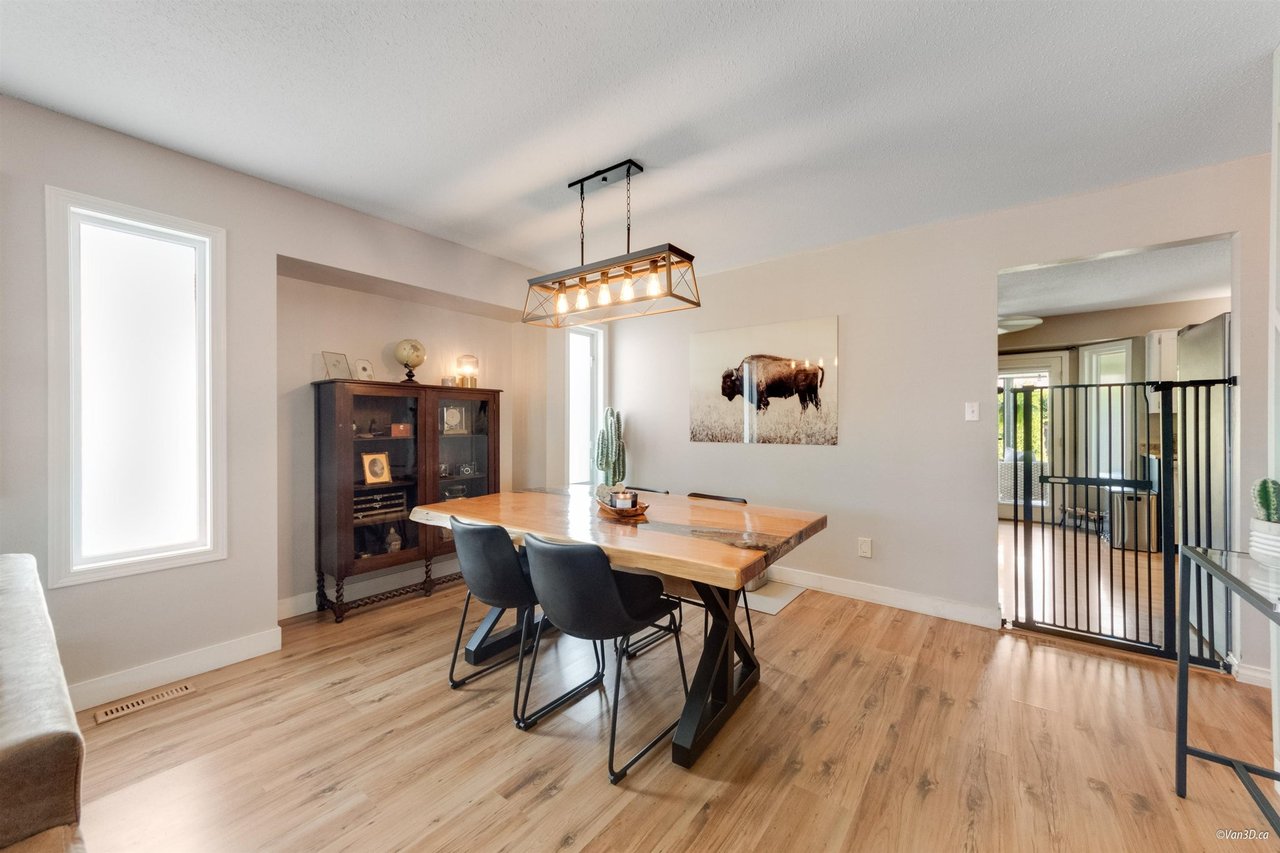 5856 Glendale Drive