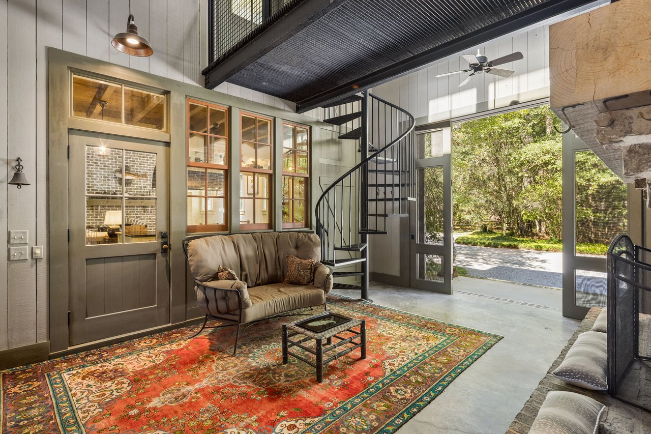 13 Barksdale Lane