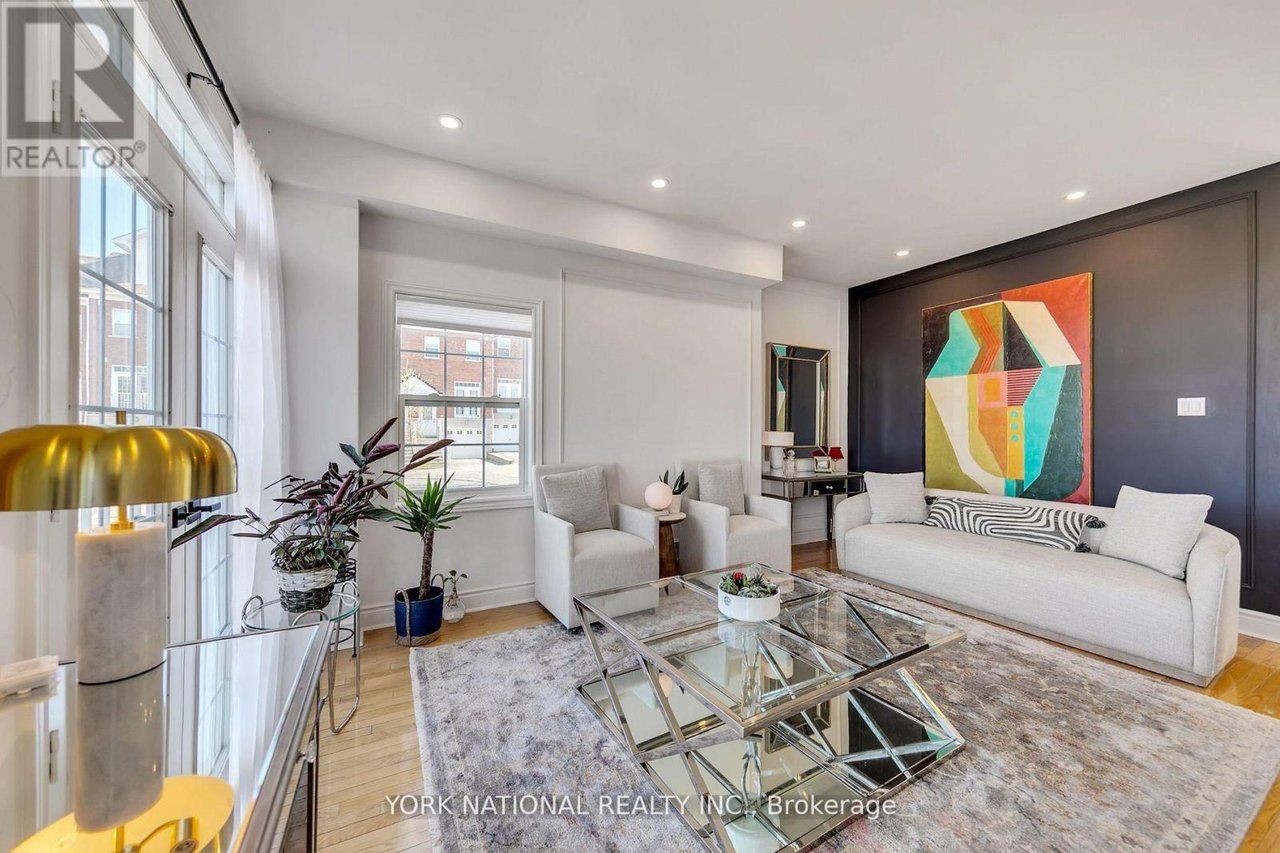 12 Loring Doolittle Ct