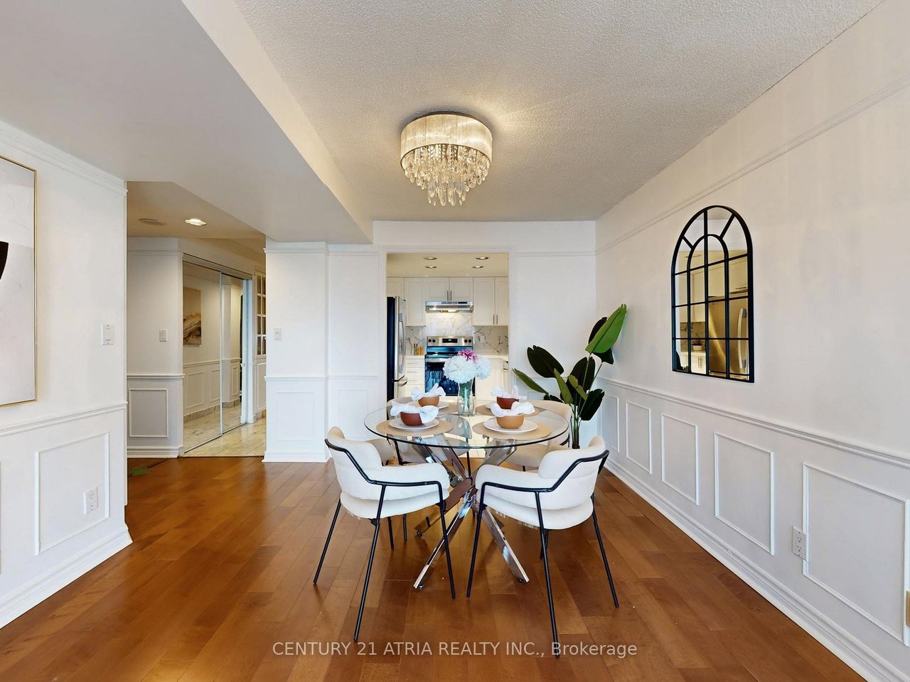 WILLOWDALE PENTHOUSE 